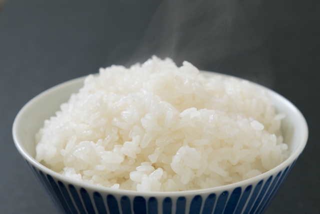 ご飯の量を調節してエネルギーを摂取しましょう