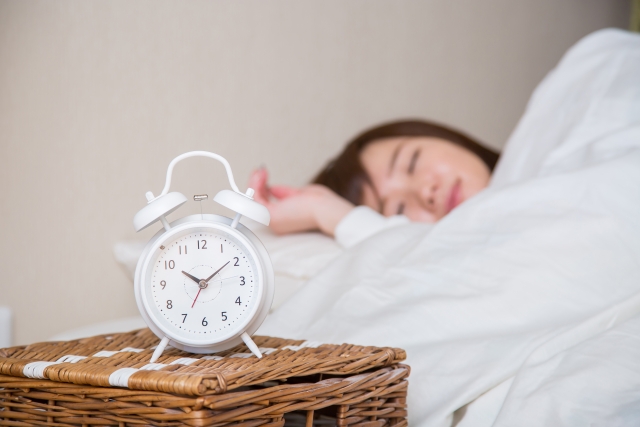 寝る2時間前には食事済ませるのが理想