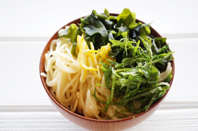 健康を気にするあまり食事が偏るのはNG